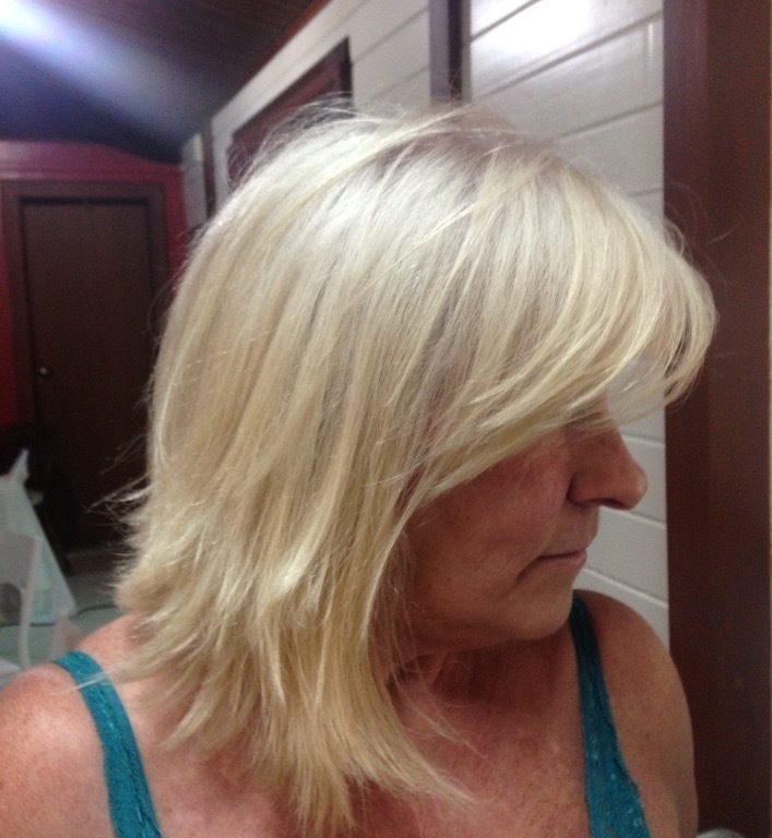Loiro Claríssimo e corte by Patrícia Caseiro #estilo #platinado  cabeleireiro(a)