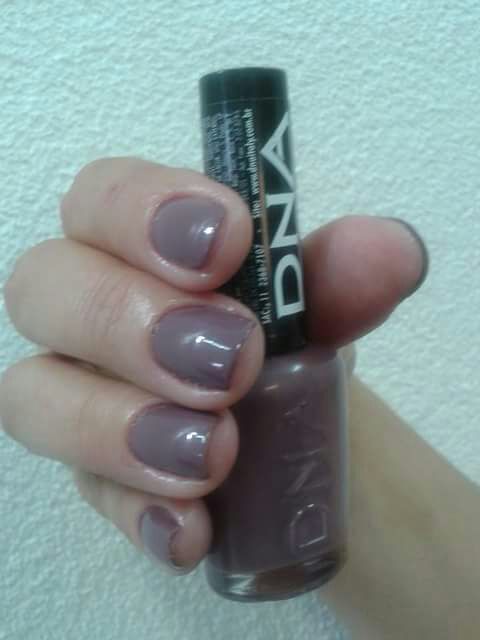 ♥♥♥♥ uma dica lindaaa esse roxinho da DNA unha manicure e pedicure depilador(a) designer de sobrancelhas
