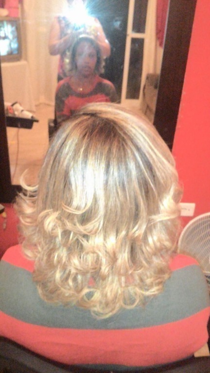Luzes platinada, com desamarelador forever liss ✩✩ cabeleireiro(a)