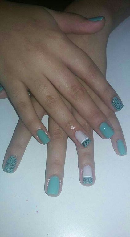 manicure e pedicure estudante (depiladora)