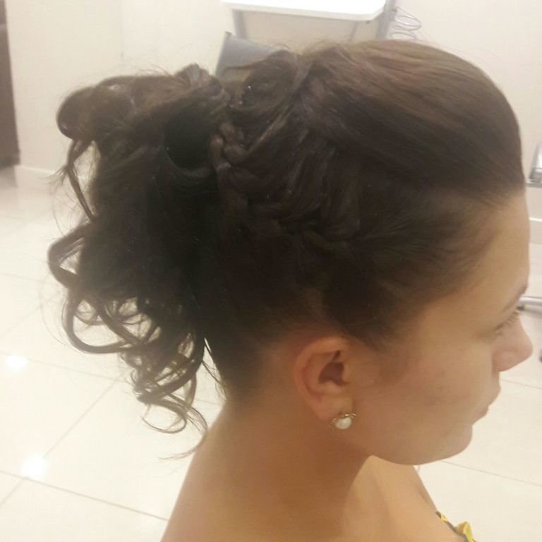 Penteados cabelo cabeleireiro(a) maquiador(a)