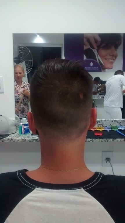 barbeiro(a)