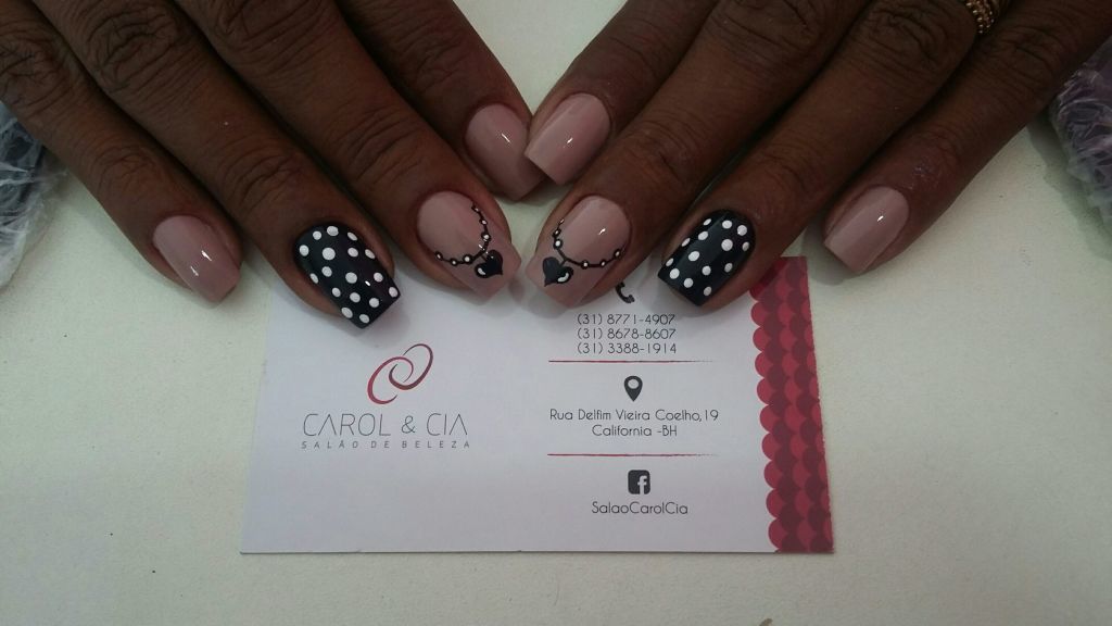 Unhas decoradas à mão unhas  manicure e pedicure cabeleireiro(a) maquiador(a) gerente