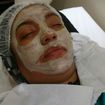Mais uma cliente cuidando da pele ,fez limpeza de pele com sucção e hidratação com argila calmante e máscara de colágeno