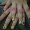 Unhas decoradas com Minions