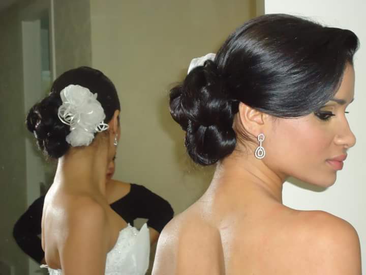 noiva cabelo  cabeleireiro(a) maquiador(a)