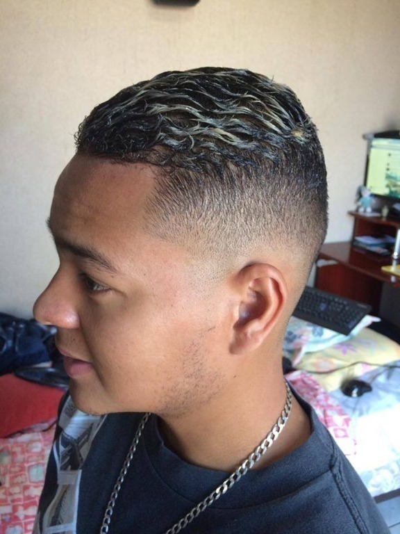 cortes de cabelo masculino degrade com luzes