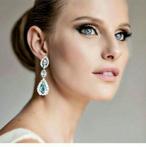 Make Up para noivas maquiador(a) designer de sobrancelhas