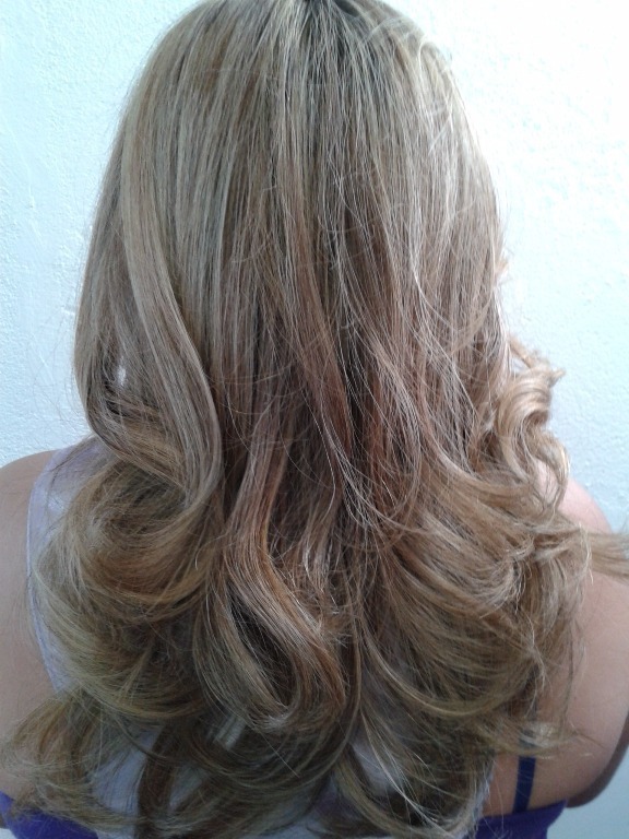 docente / professor(a) cabeleireiro(a) depilador(a) designer de sobrancelhas maquiador(a) stylist / visagista