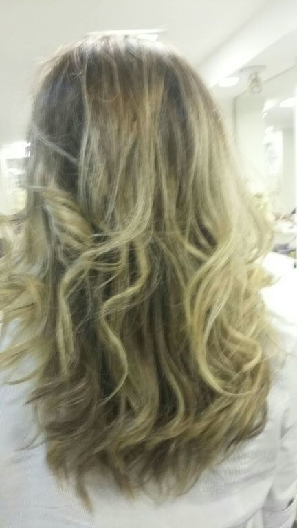 stylist / visagista stylist / visagista escovista