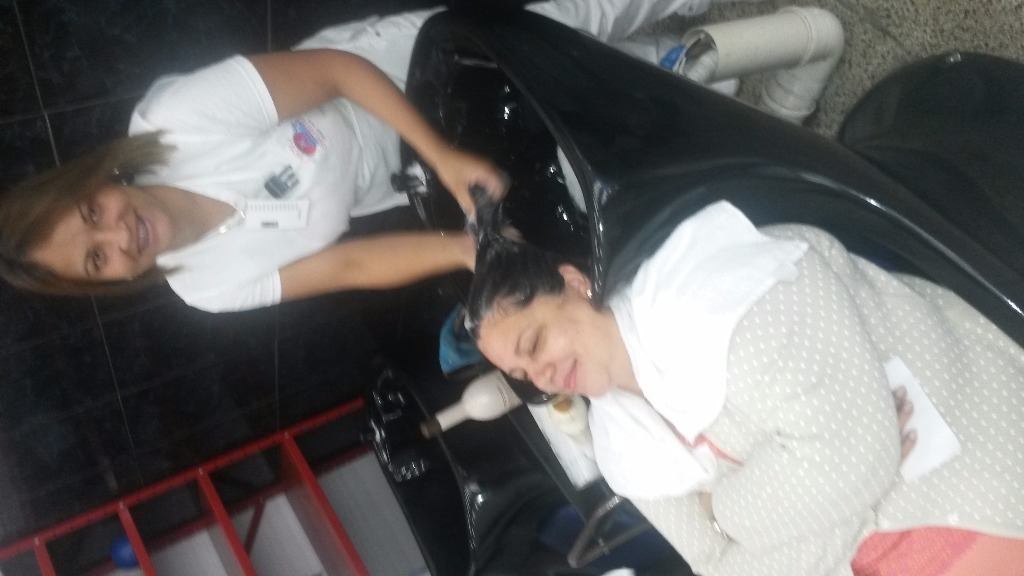 Preparando para escova amo muito tdo isso cabeleireiro(a) cabeleireiro(a)