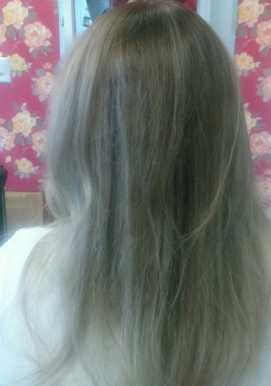 cabeleireiro(a) stylist / visagista