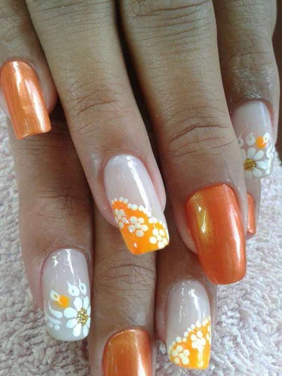 manicure e pedicure designer de sobrancelhas maquiador(a)