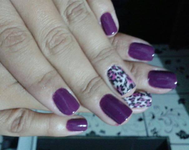 manicure e pedicure designer de sobrancelhas maquiador(a)