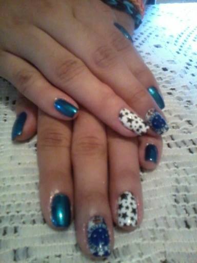 manicure e pedicure designer de sobrancelhas maquiador(a)