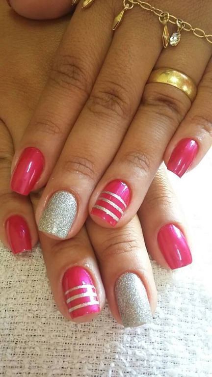 manicure e pedicure designer de sobrancelhas maquiador(a)