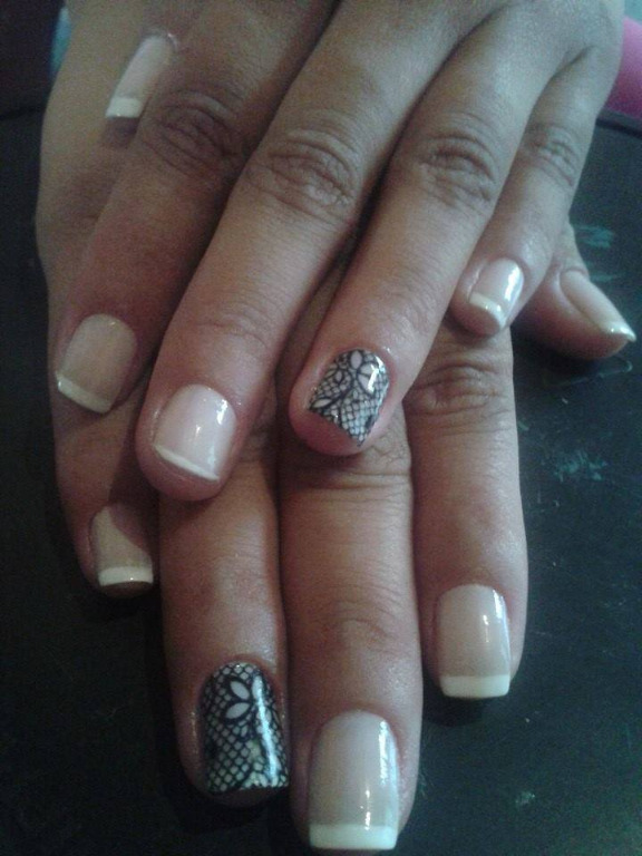 manicure e pedicure designer de sobrancelhas maquiador(a)