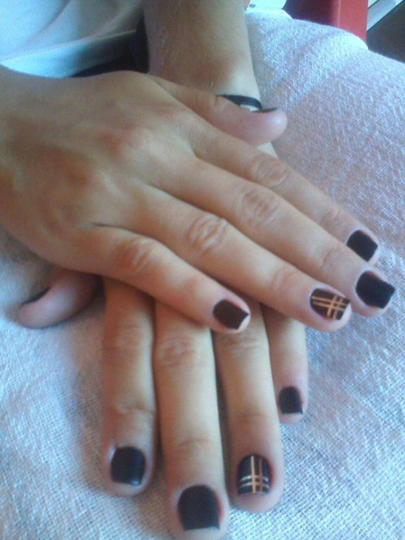 manicure e pedicure designer de sobrancelhas maquiador(a)