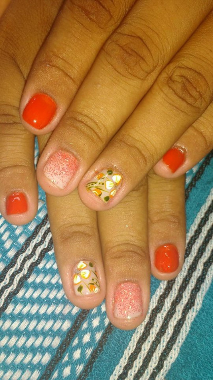 manicure e pedicure designer de sobrancelhas maquiador(a)