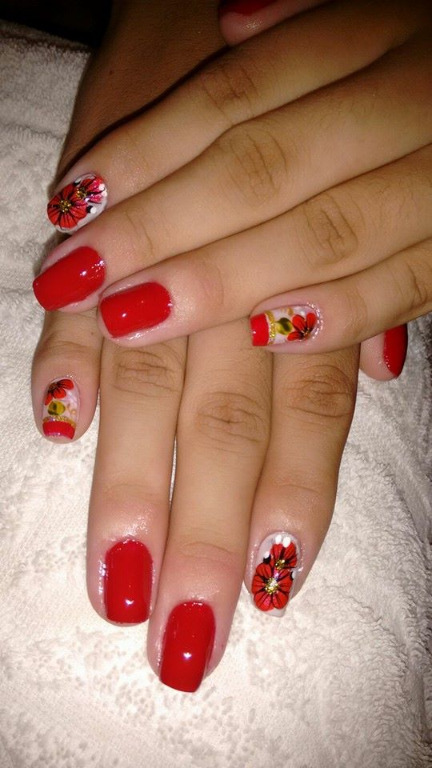 manicure e pedicure designer de sobrancelhas maquiador(a)