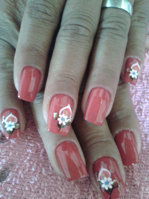 manicure e pedicure designer de sobrancelhas maquiador(a)