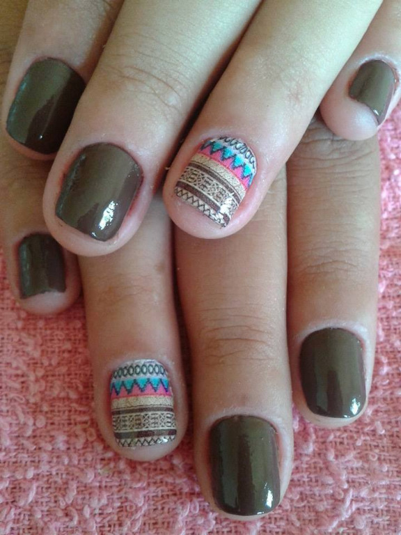 manicure e pedicure designer de sobrancelhas maquiador(a)