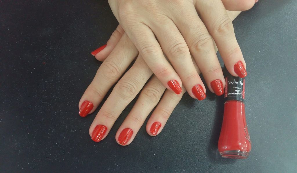 auxiliar administrativo manicure e pedicure estudante (designer sobrancelha) estudante (depiladora)