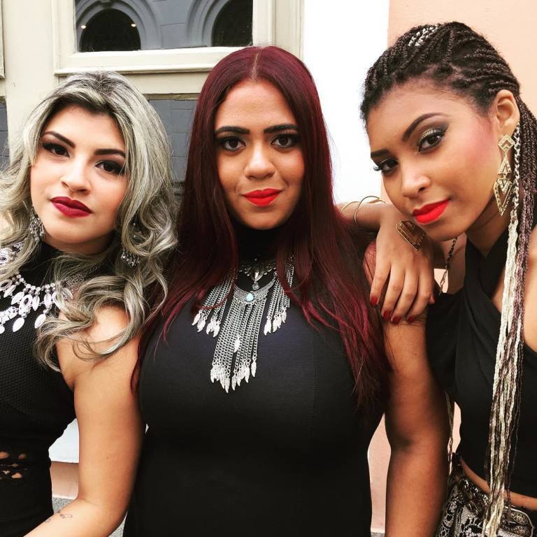 Ensaio fotográfico para a marca de roupas e acessórios Paula Bijoux, de Imperatriz - Maranhão. #makeup #ensaiofotografico #moda #beleza #vivimassudamakeup #beauty #maquiadora #maquiadoraprofissional maquiador(a)