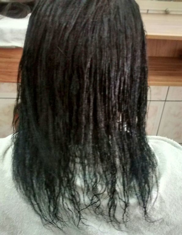 Ates. cabelo