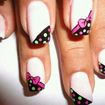 Desenhos feito a Mão.... 
Unhas Decoradas!