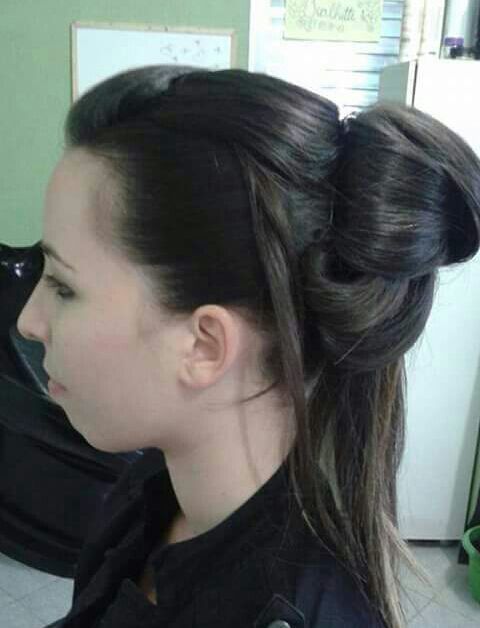 Cabelo cabelo cabeleireiro(a) cabeleireiro(a) maquiador(a)