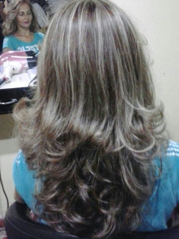 Balayage e escova cabelo cabeleireiro(a)