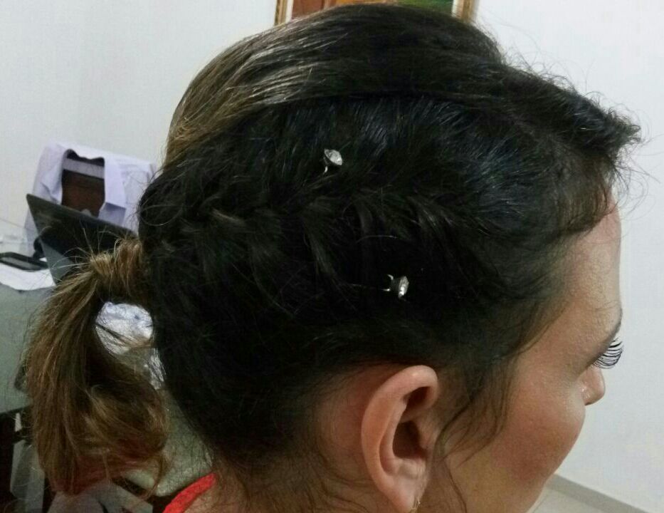 cabelo cabeleireiro(a) cabeleireiro(a) maquiador(a)