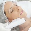 LUZ PULSADA (IPL) é utilizada para tratamentos de manchas, rejuvenescimento, acnes, telangiectasia, fotodepilação. Promovendo excelentes resultados em fototipos I a V. Totalmente seguro e indolor.