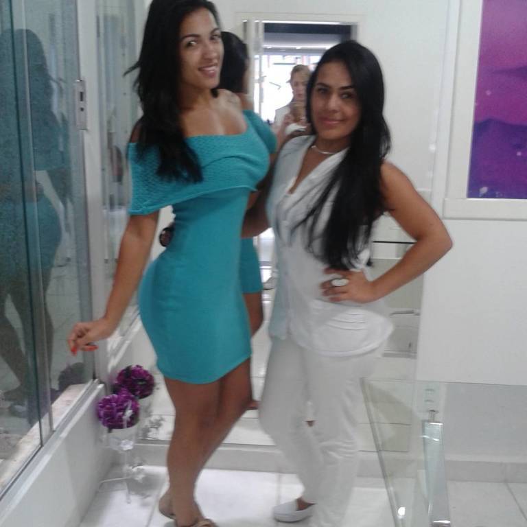 Gaby Fontenelle(dancarina do legendarios e rodrigo faro) esteticista recepcionista