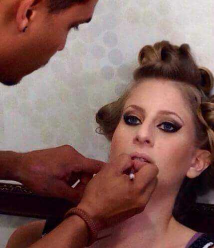 cabeleireiro(a) maquiador(a) designer de sobrancelhas stylist / visagista
