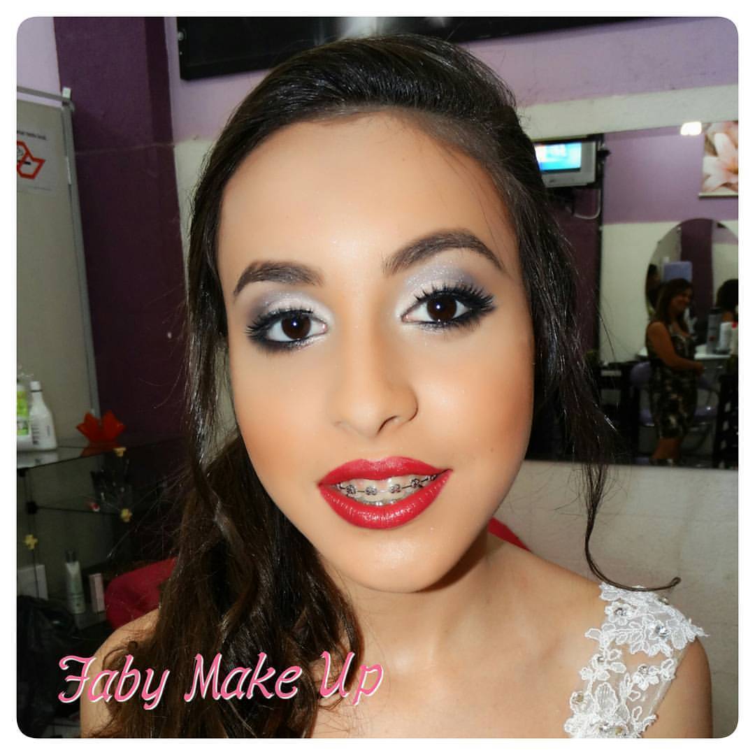 Make Debutante
#marykay #makedebutante #make15anos maquiagem maquiador(a)