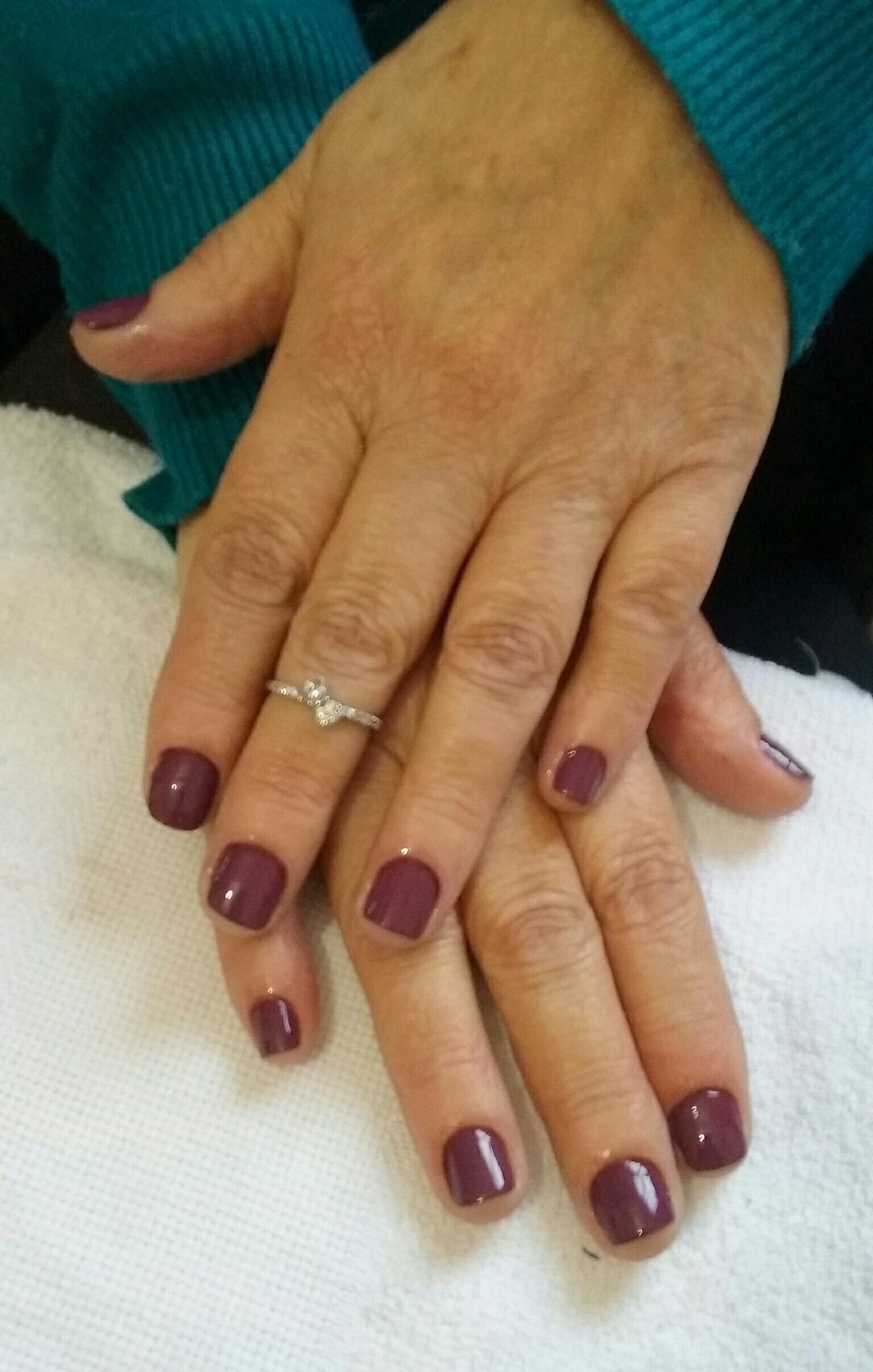 unha estudante (manicure)