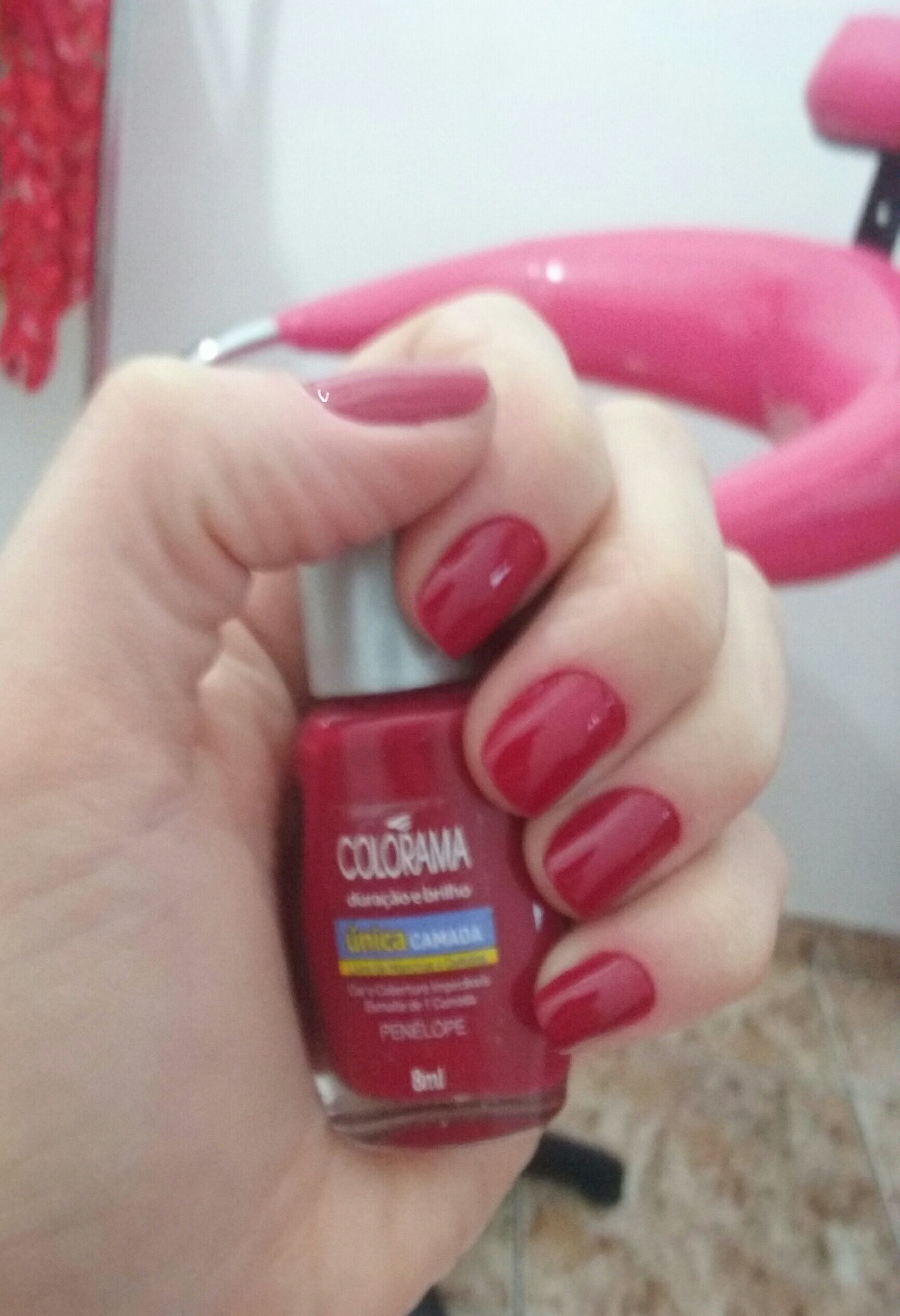 unha estudante (manicure)