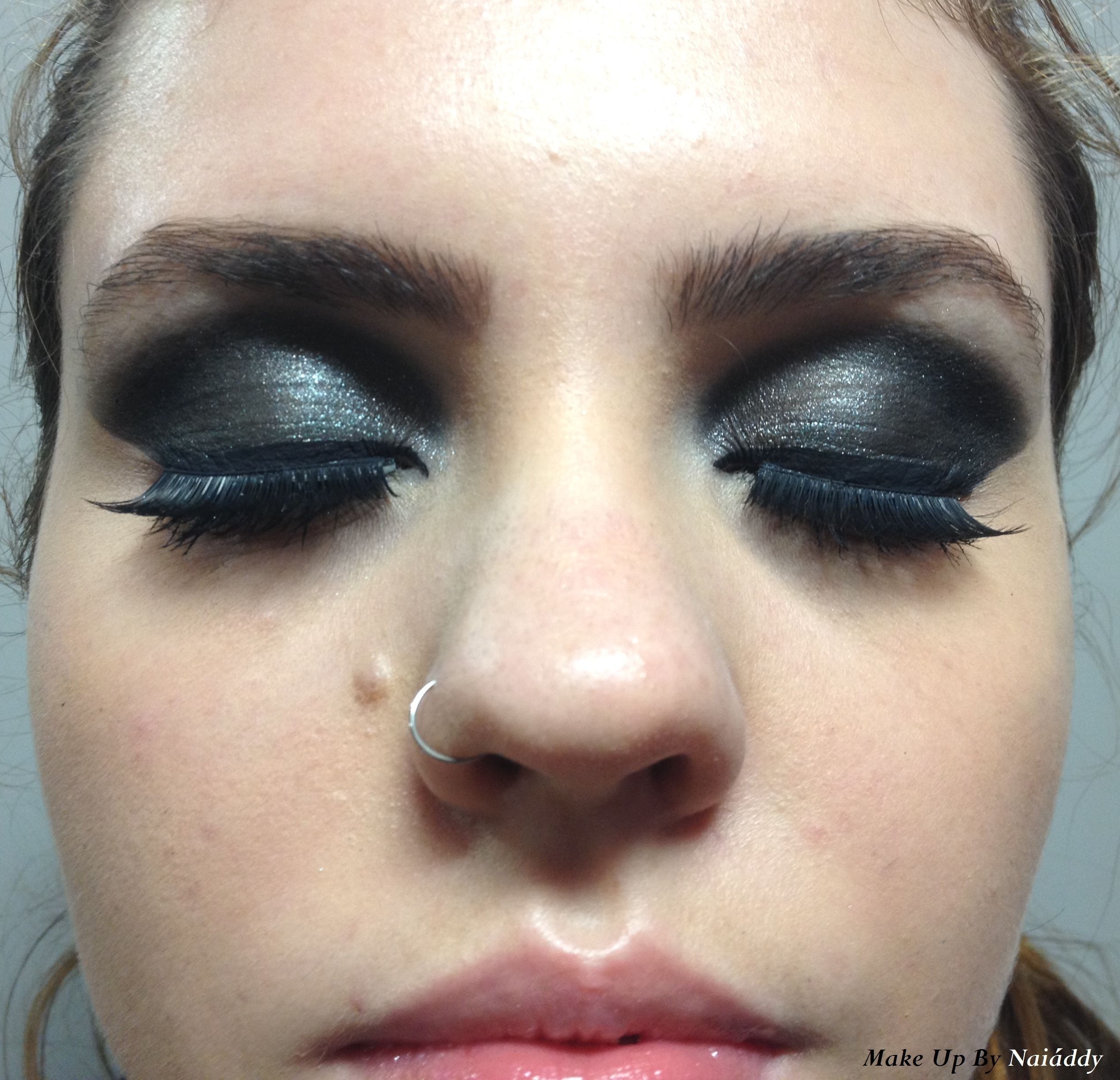 Maquiagem para cliente. maquiagem maquiador(a)