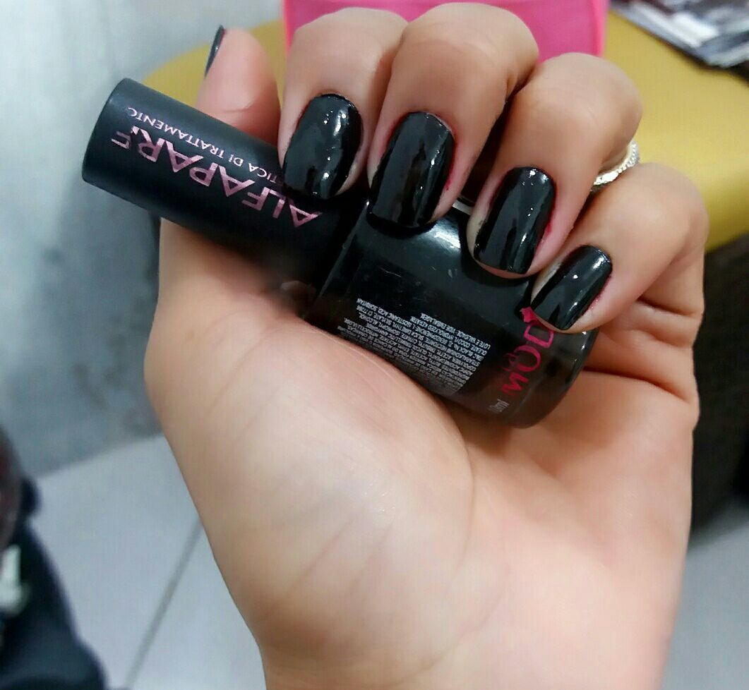 Esmalte anti alérgico unha esteticista cabeleireiro(a)
