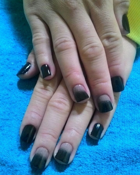 unha manicure e pedicure designer de sobrancelhas maquiador(a)