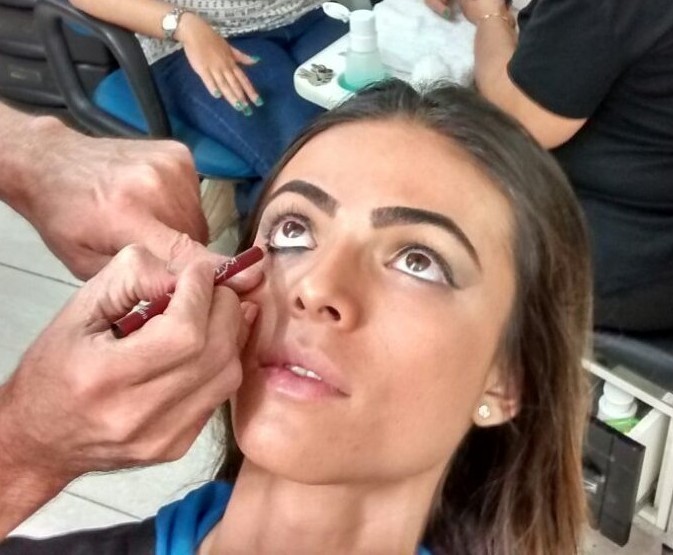 Make up maquiagem cabeleireiro(a)