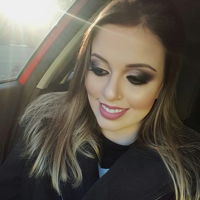 Semi cut com leve cintilância
#batomnuderosado #pigmentonaked #oficialricosti #maccosmetics #paletanaked maquiagem maquiador(a)