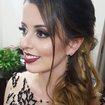Formanda linda com olhos dourados bem marcantes e gliterinados, a boca ficou por conta do batom do acervo pessoal (era da #vult)
#maccosmetics #makeupartist #rzmakeup