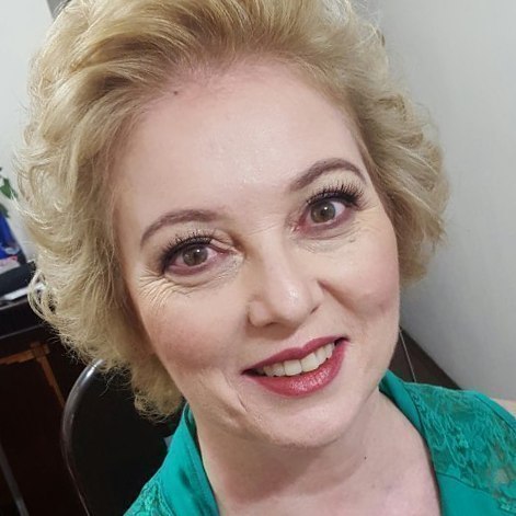 Pele madura viçosa  maquiagem maquiador(a)