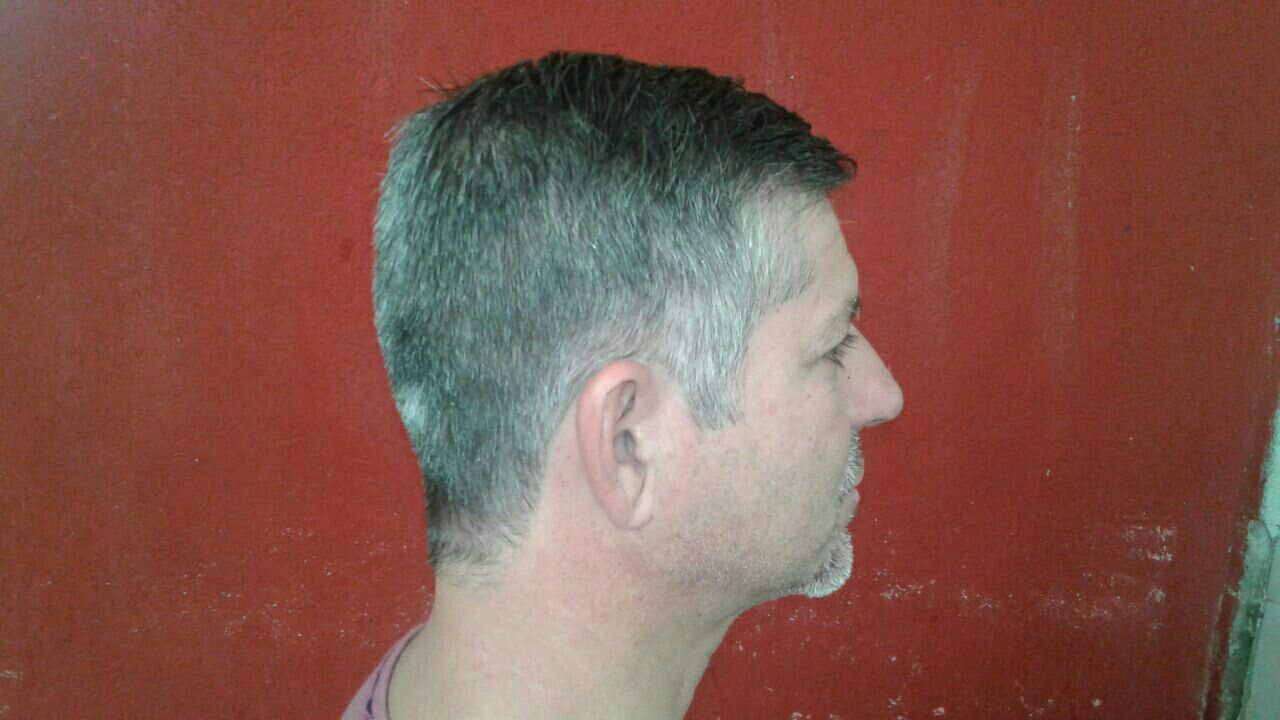 Corte social. cabelo barbeiro(a) cabeleireiro(a)