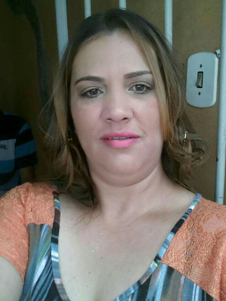 Maquiagem simples . maquiagem cabeleireiro(a)