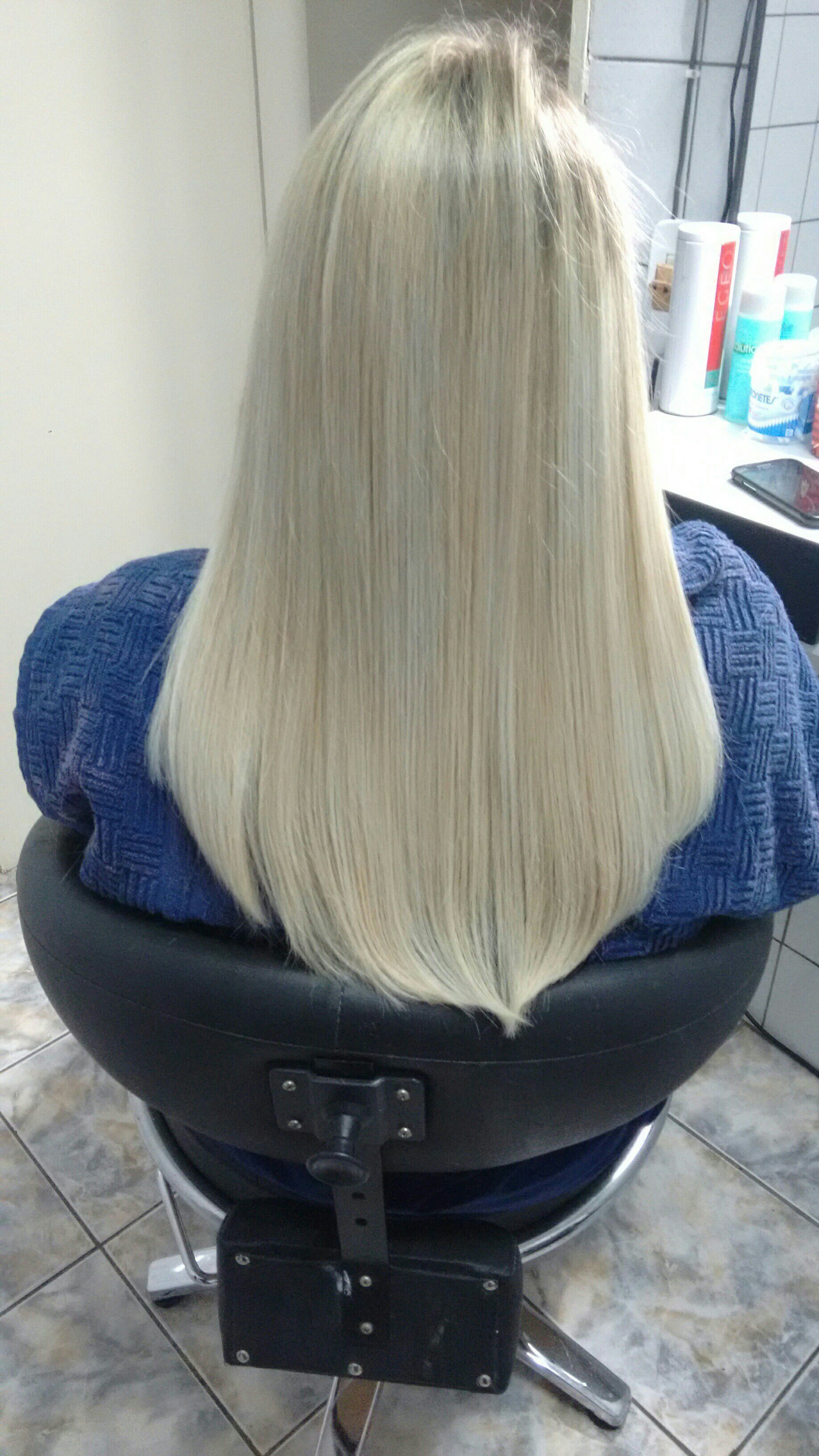 Luzes na touca e corte cabelo cabeleireiro(a)