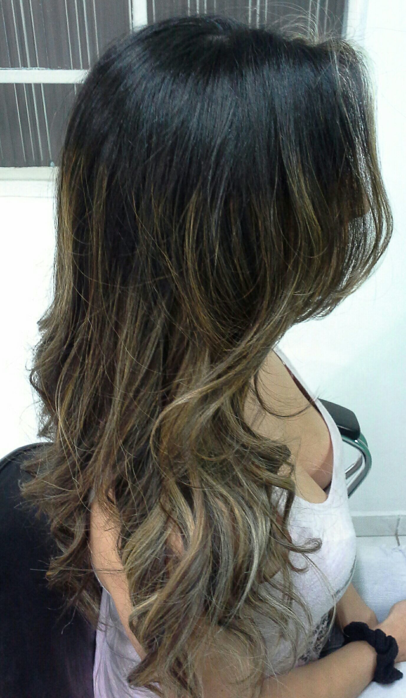 Ombre hair e corte degradê simétrico 
Vera visagista , cabelereira cabelo stylist / visagista cabeleireiro(a)